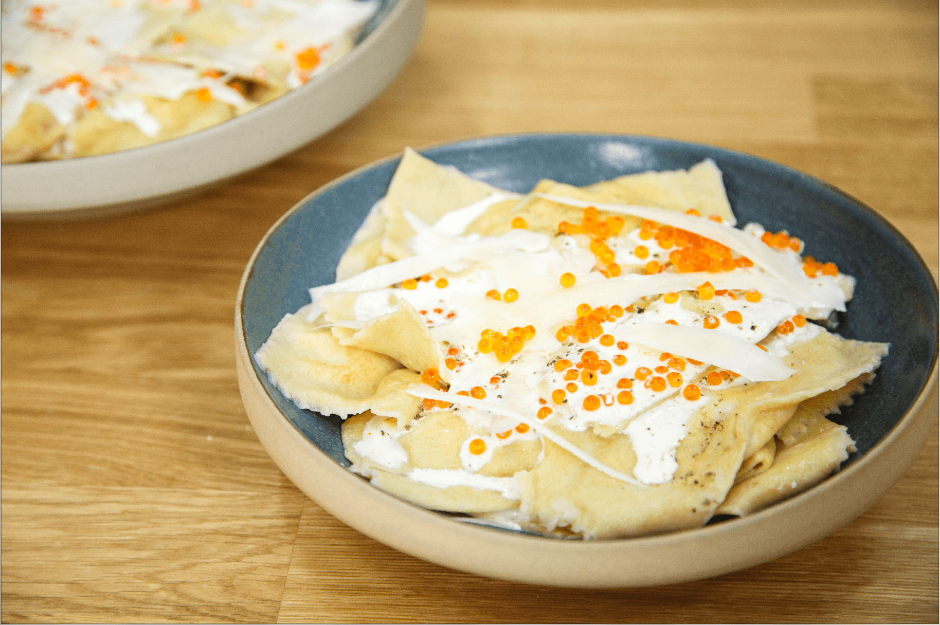 Ravioli cu somon și icre roșii - Eclair.md