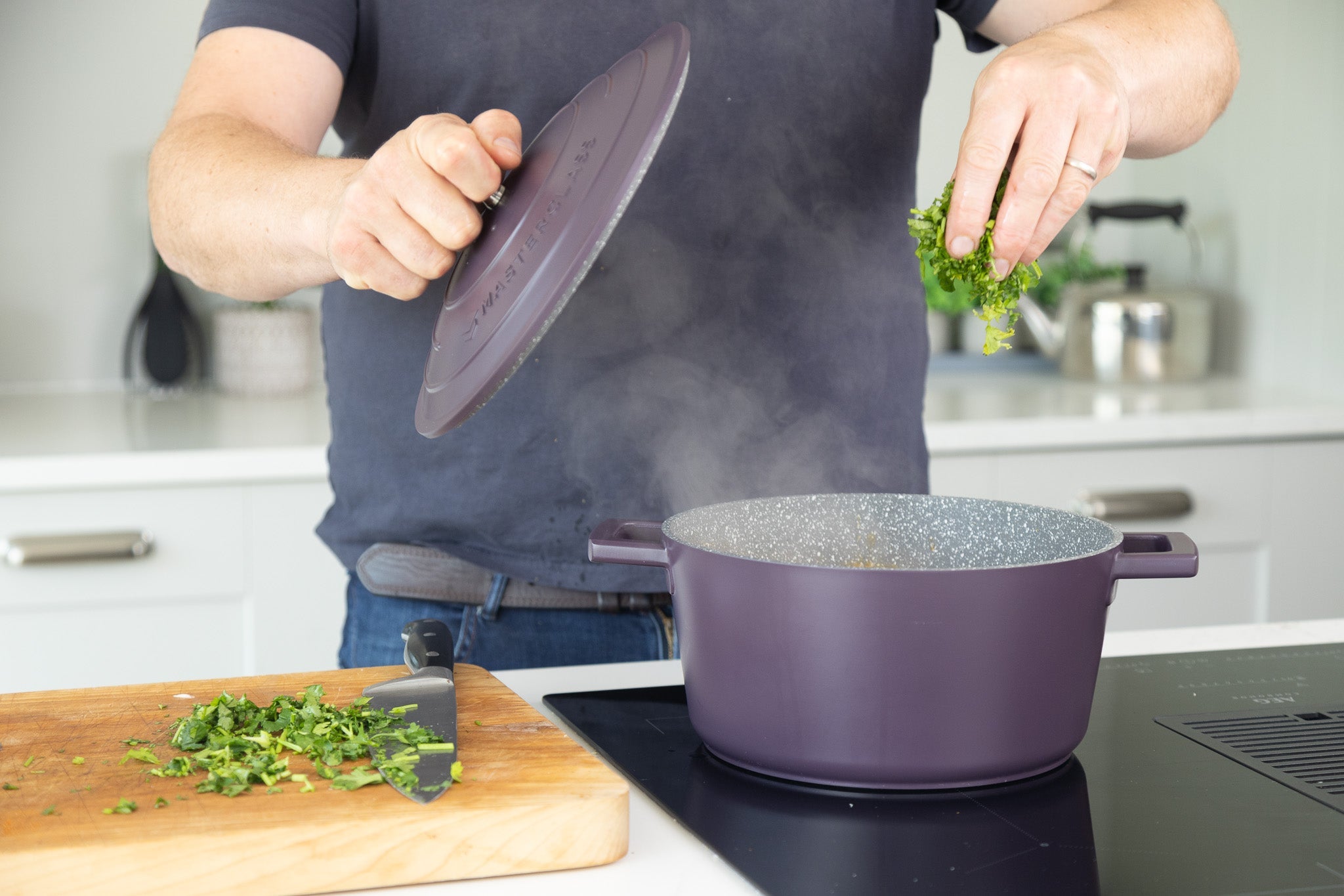 Castron 2.5L Cast Aluminium – mov - Eclair.md