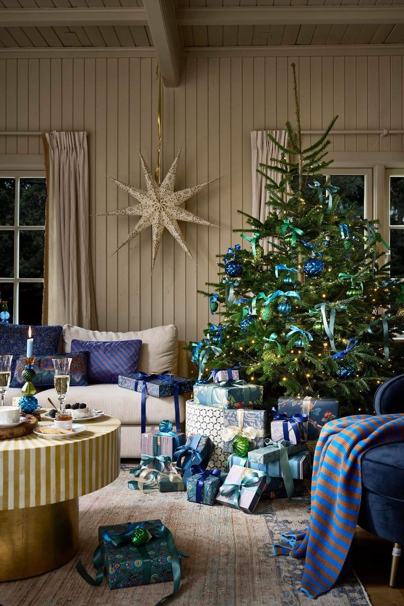 Ёлочный шар в интерьере