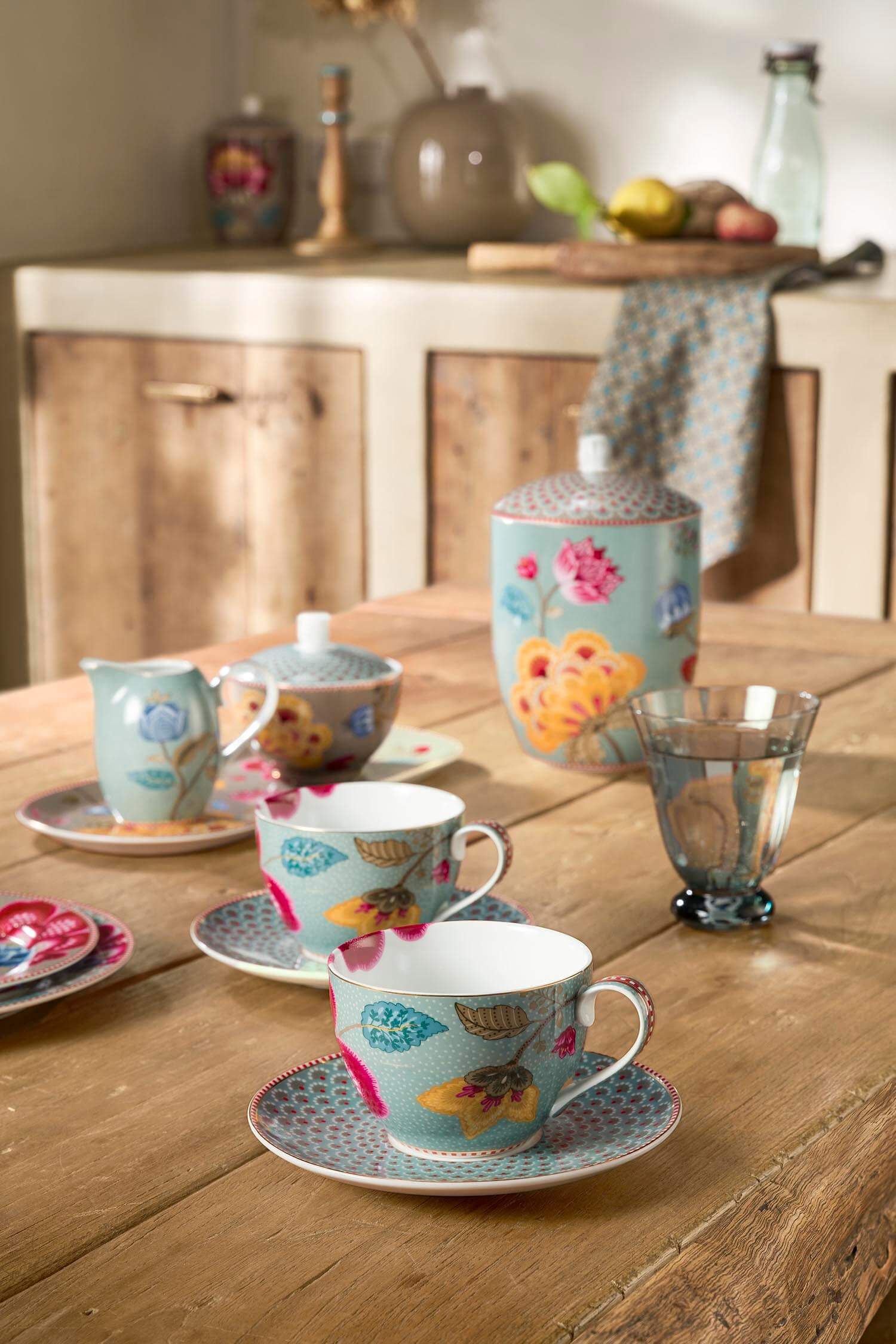 Set 2 cești cu farfuriuțe Blooming Tales, porțelan, albastru, 300ml