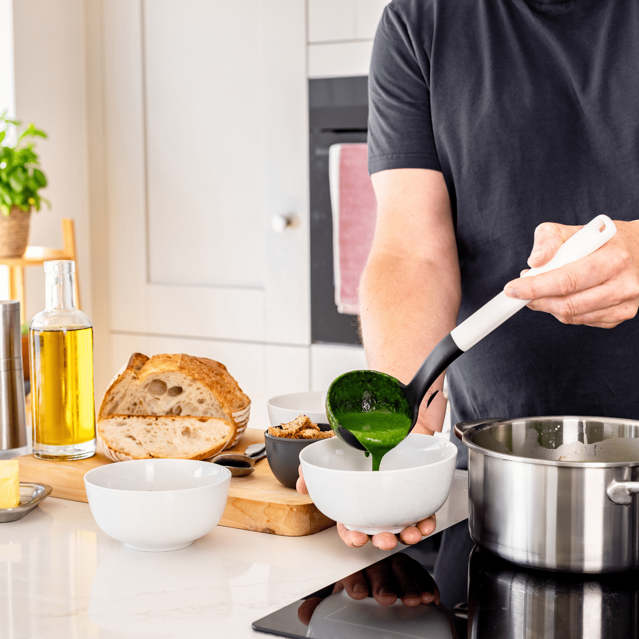 Polonic alb portelan - Eclair.md