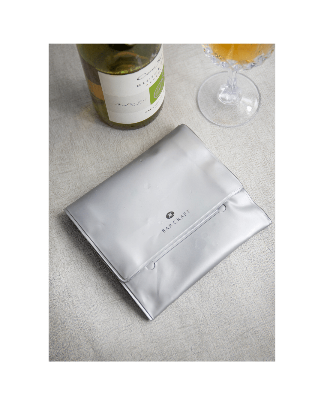 Racitor de vin argintiu tip husa - Eclair.md