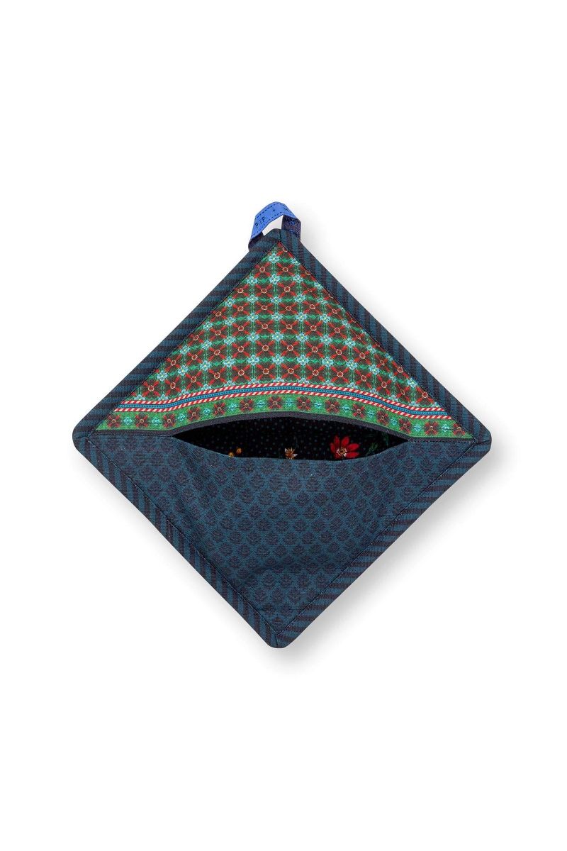Berry Blues pot holder, another view