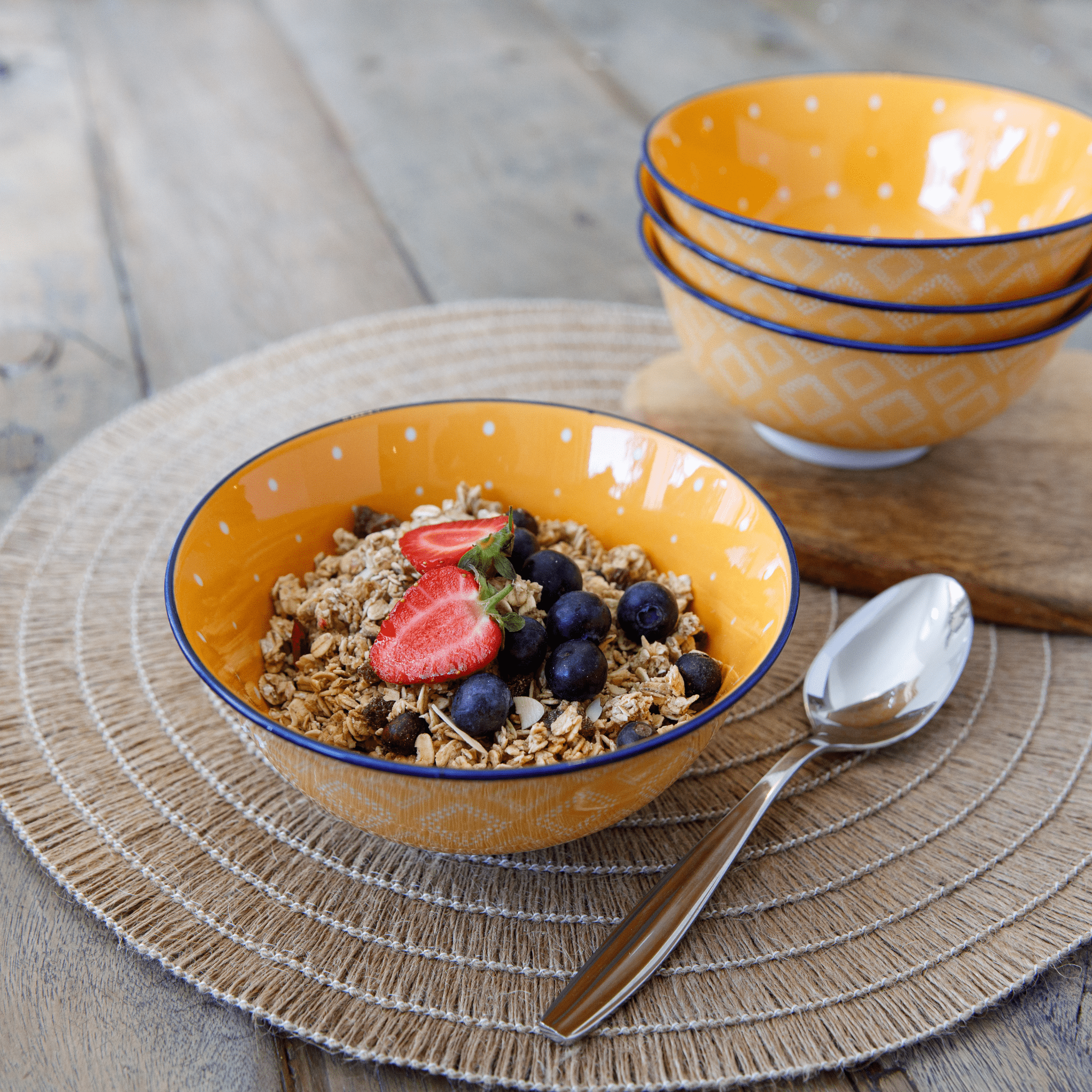 Bol 16 cm portocaliu cu buline - Eclair.md