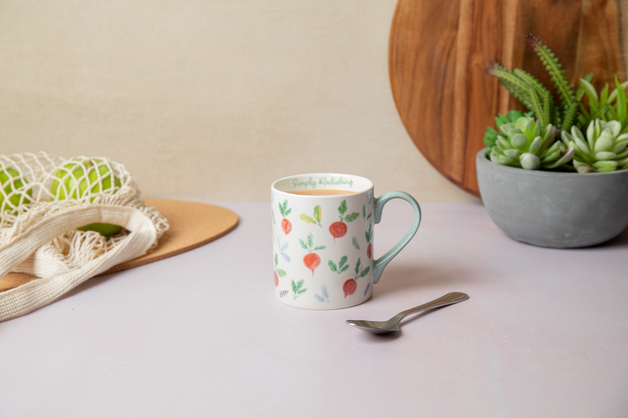 Cana din portelan 280ml Radish - Eclair.md
