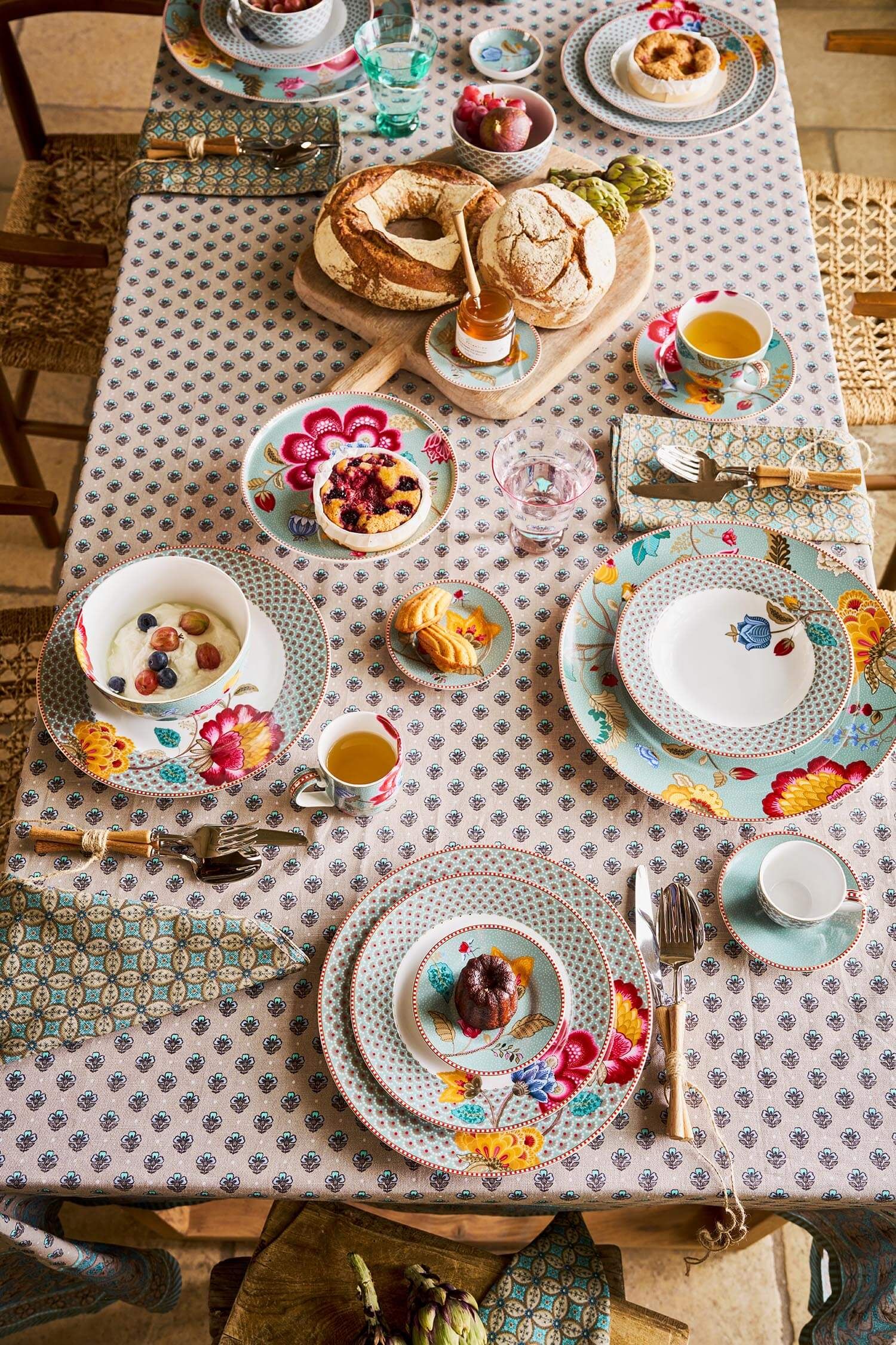 Table Cloth Blooming Tales Khaki-Blue 150x300cm