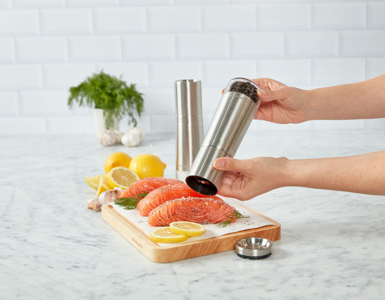Set de 2 râșnițe pentru sare și piper KitchenAid, 19 cm