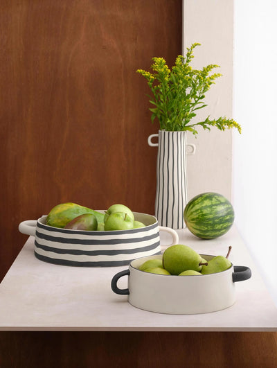 Vaza Rayu, Vertical Striped