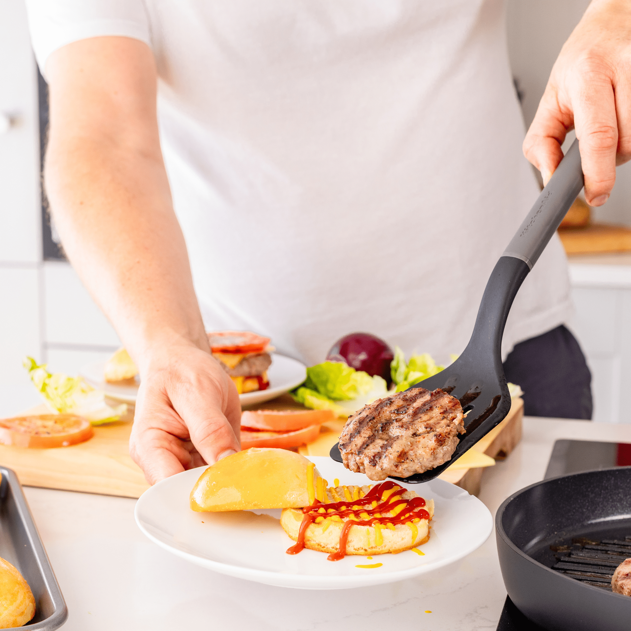 Spatula cu fante gri inchis - Eclair.md