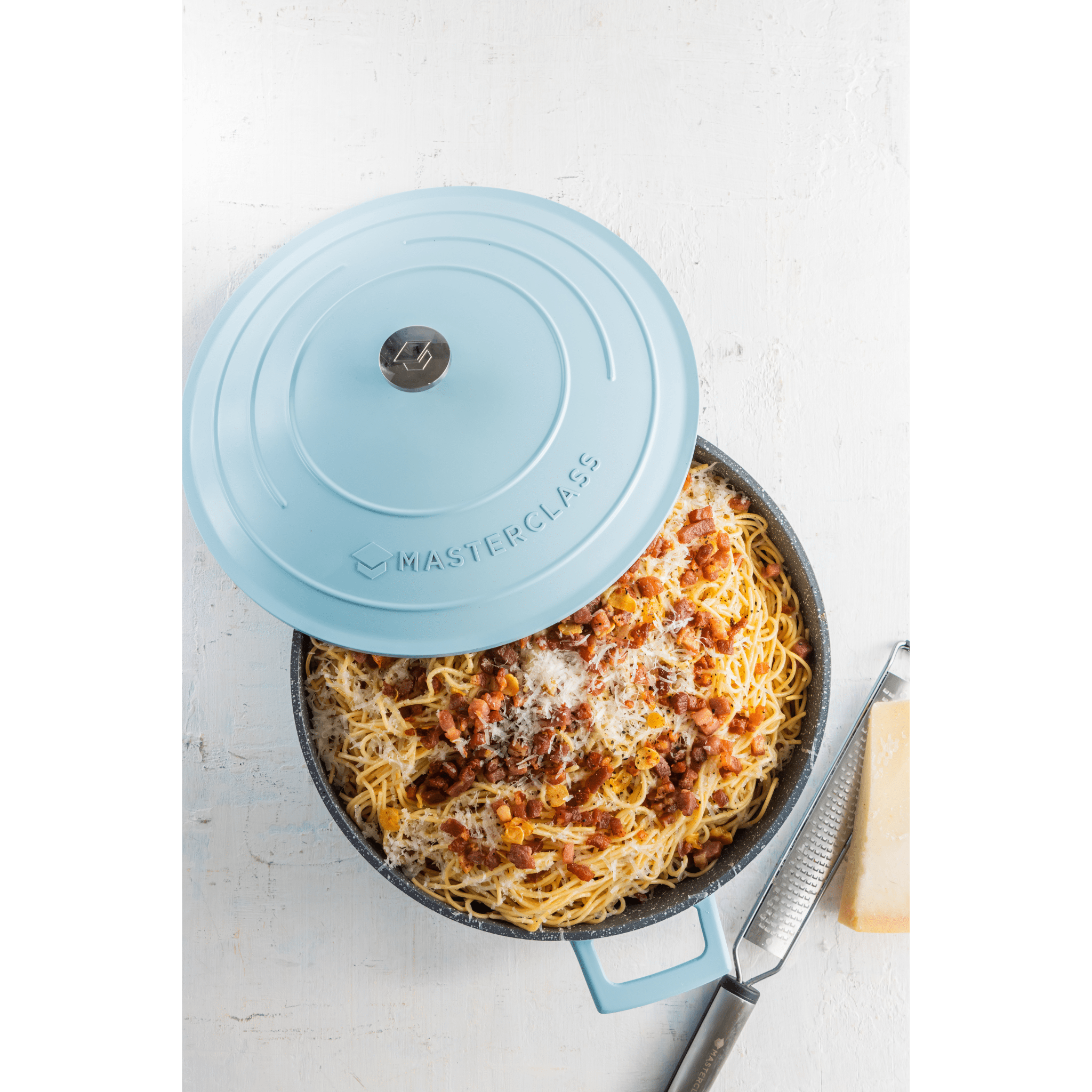 Castron 4L Shallow Casserole Cast Aluminium Pastel Blue - Eclair.md