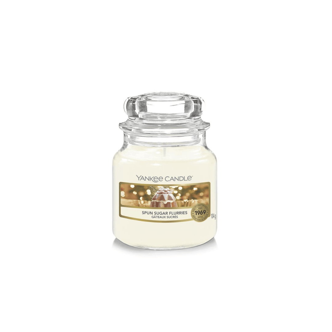 Lumanare parfumata mica Spun Sugar Flurries - Eclair.md